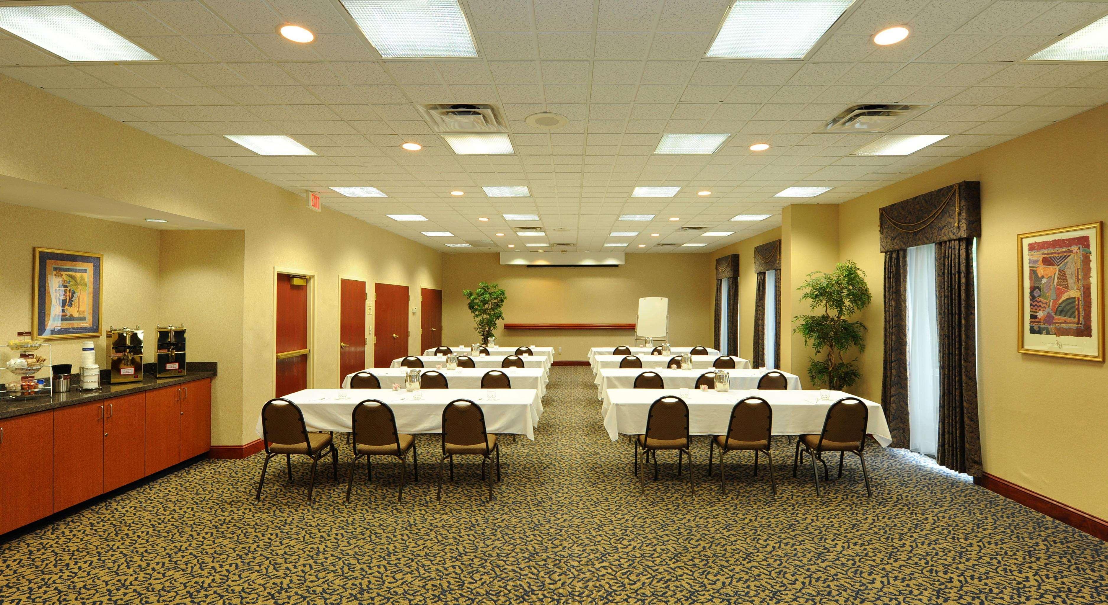 Hampton Inn & Suites Atlanta-Galleria Smyrna Esterno foto