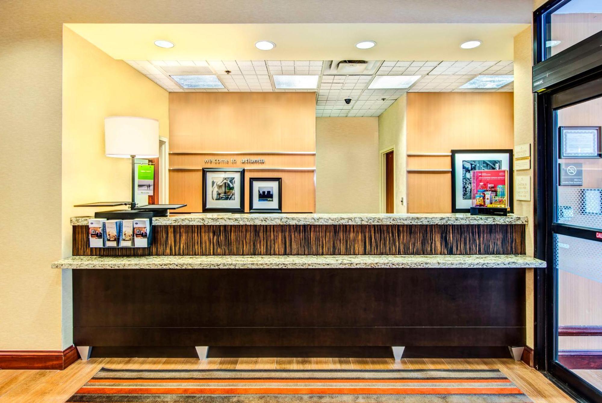 Hampton Inn & Suites Atlanta-Galleria Smyrna Esterno foto