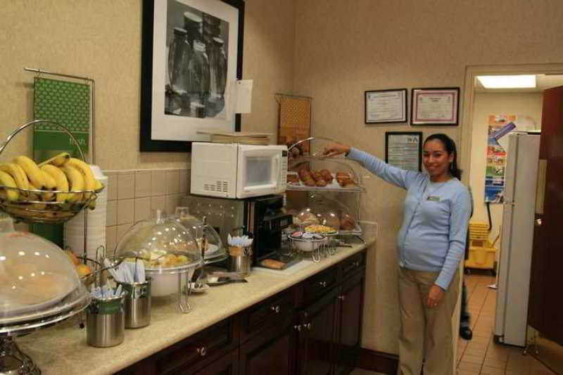 Hampton Inn & Suites Atlanta-Galleria Smyrna Ristorante foto